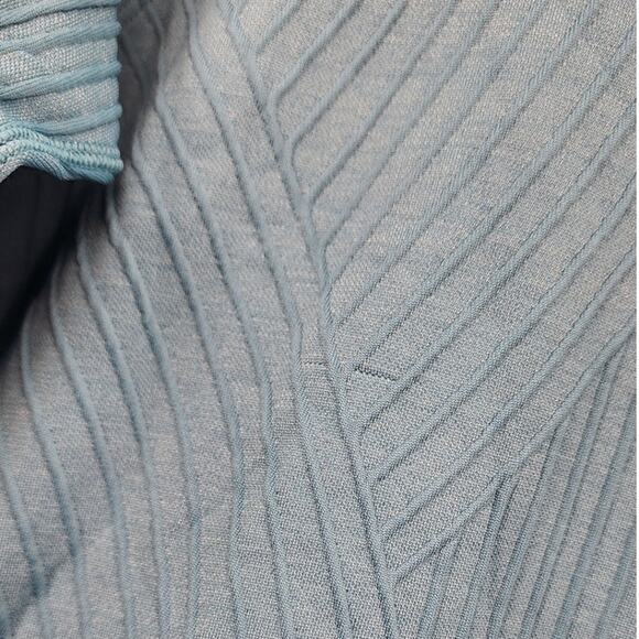 Lululemon Long Sleeve Ribbed Tee Thumbhole‎ Est Size 8 - Picture 7 of 8